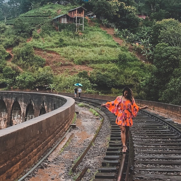 Meet your Posher, Alyssa - Picture 1 of 1